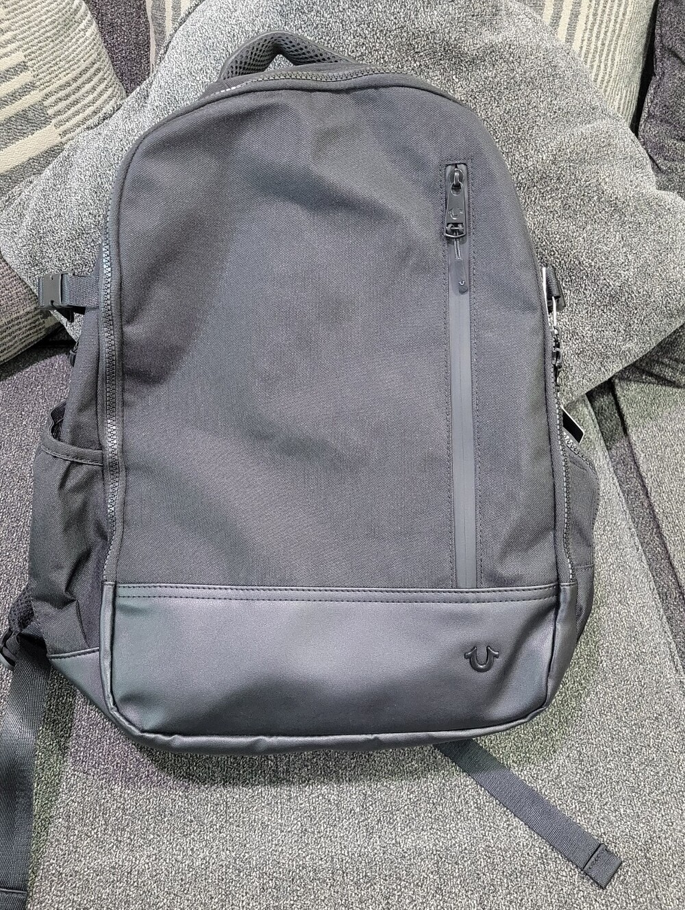 TRUE RELIGION Commuter BACKPACK Hemi Style BLACK Brand New with Tags TR104429